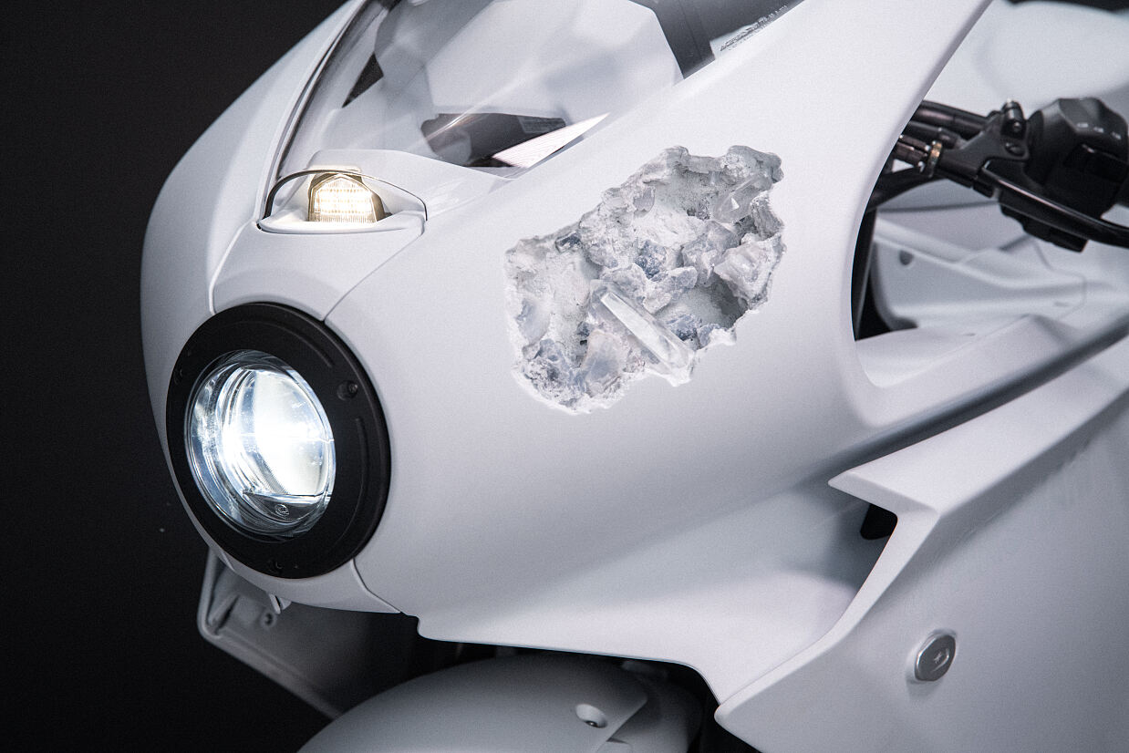 Superveloce Arsham (16) 8256x5504