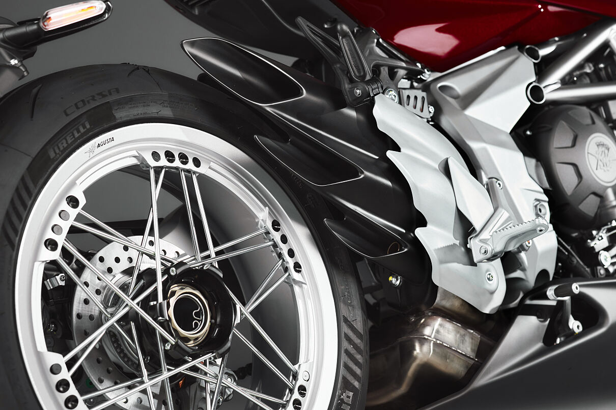 SUPERVELOCE 98_2024_details_standard 54