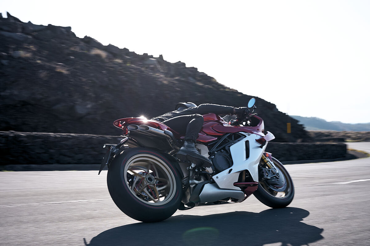 SUPERVELOCE 1000 SERIE ORO