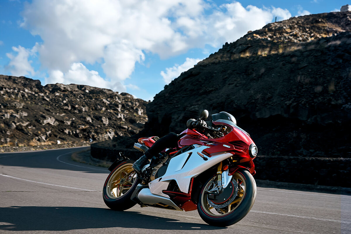 SUPERVELOCE 1000 SERIE ORO