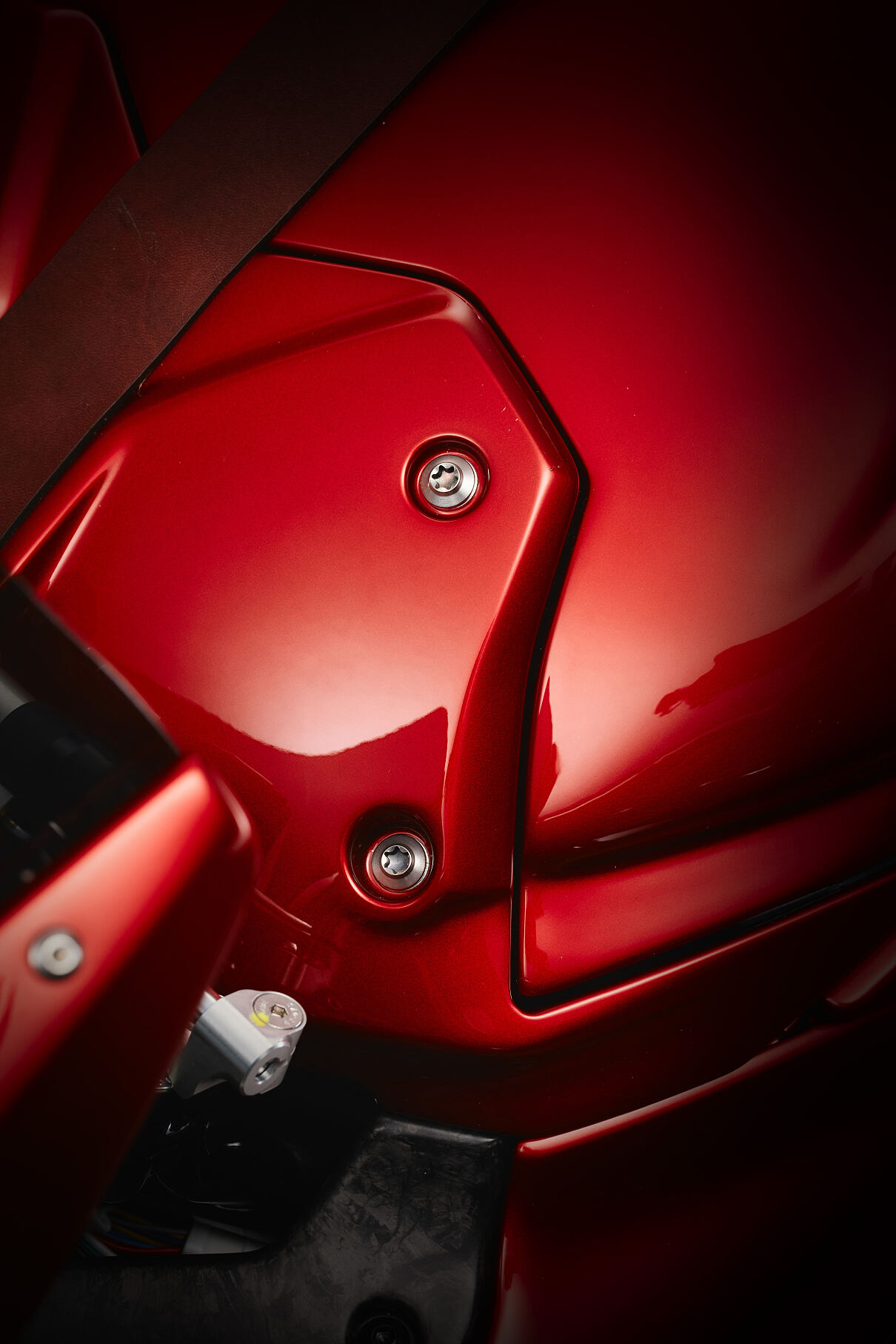 SUPERVELOCE 1000 SERIE ORO_Details (5)