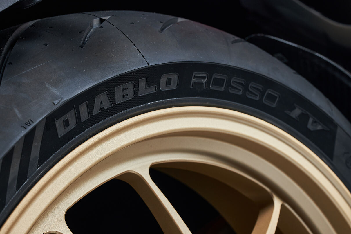 BRUTALE SERIE ORO (3)