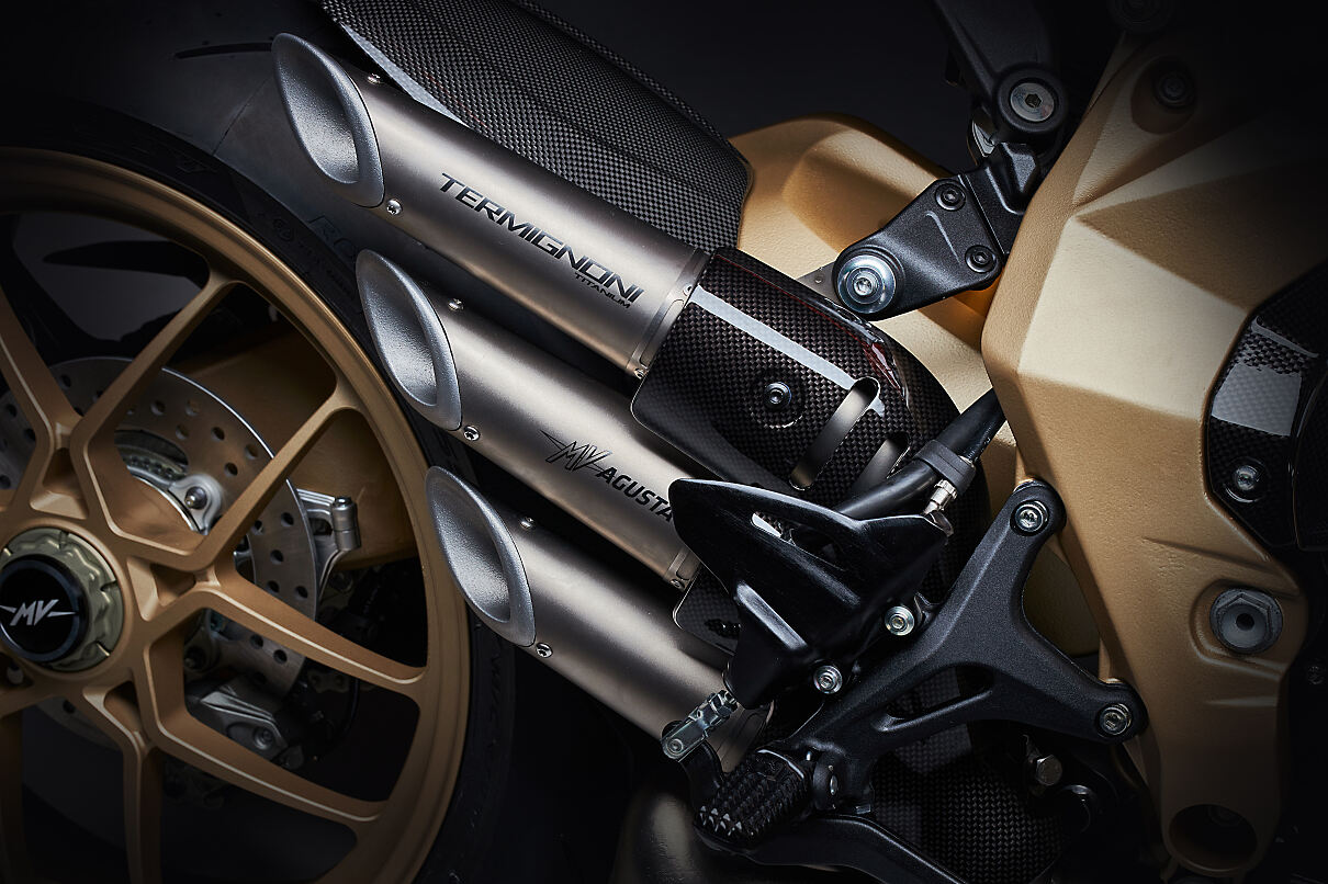 BRUTALE SERIE ORO (12)